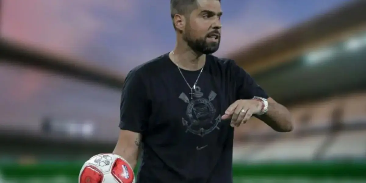  António Oliveira em destaque