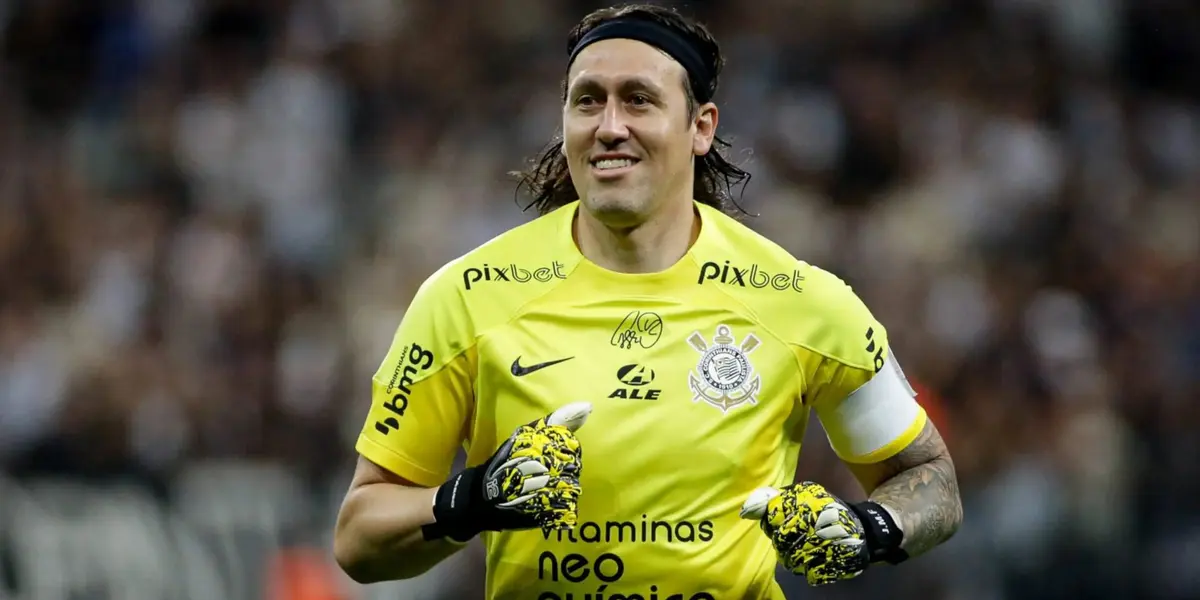 Goleiro Cássio em destaque