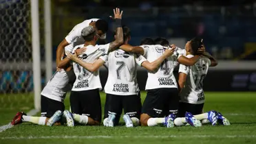 Jogadores do Corinthians reunidos