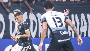 A critica que Corinthians e Barcelona recebem (Foto: Barcelona de Guayaquil)