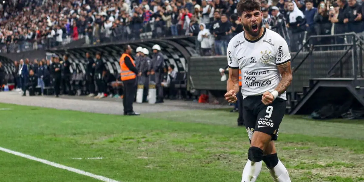 Alessandro deu explicações sobre as situações dos atacante Arthur e Pedro Raul