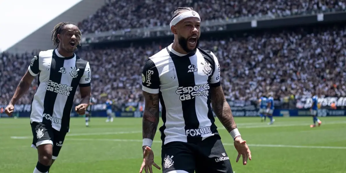 André Carrillo e Memphis Depay. Foto: Instagram