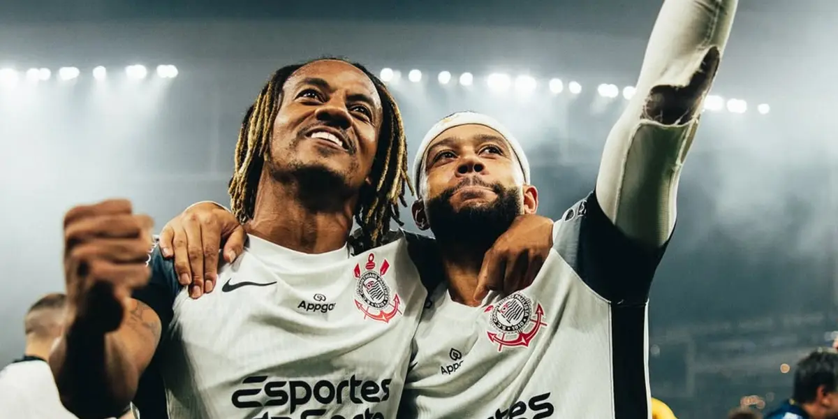 André Carrillo, volante do Corinthians, e Memphis Depay, atacante do Corinthians. Foto: Instagram