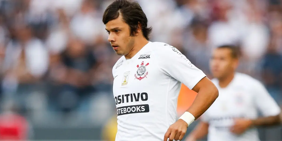 Atacante só passou a jogar com mais regularidade após saída de comandante do clube