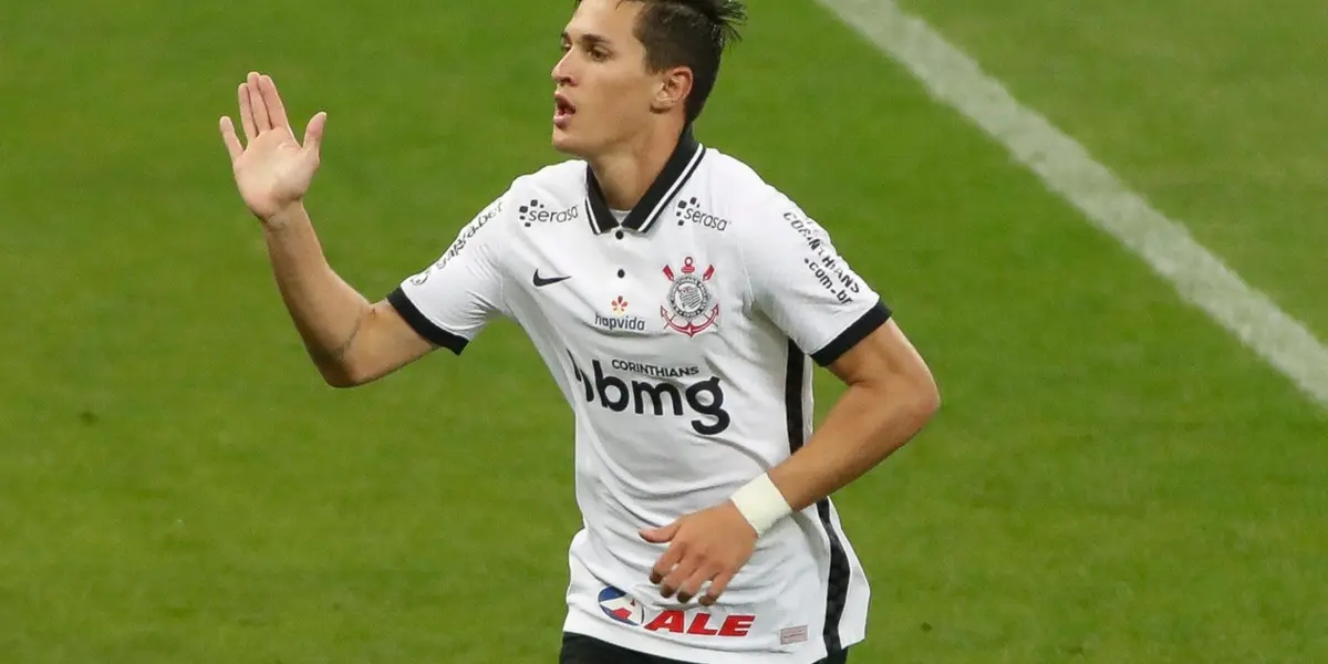 Camisa 10 corintiano entrou no segundo tempo da partida contra o Ceará pelo brasileirão