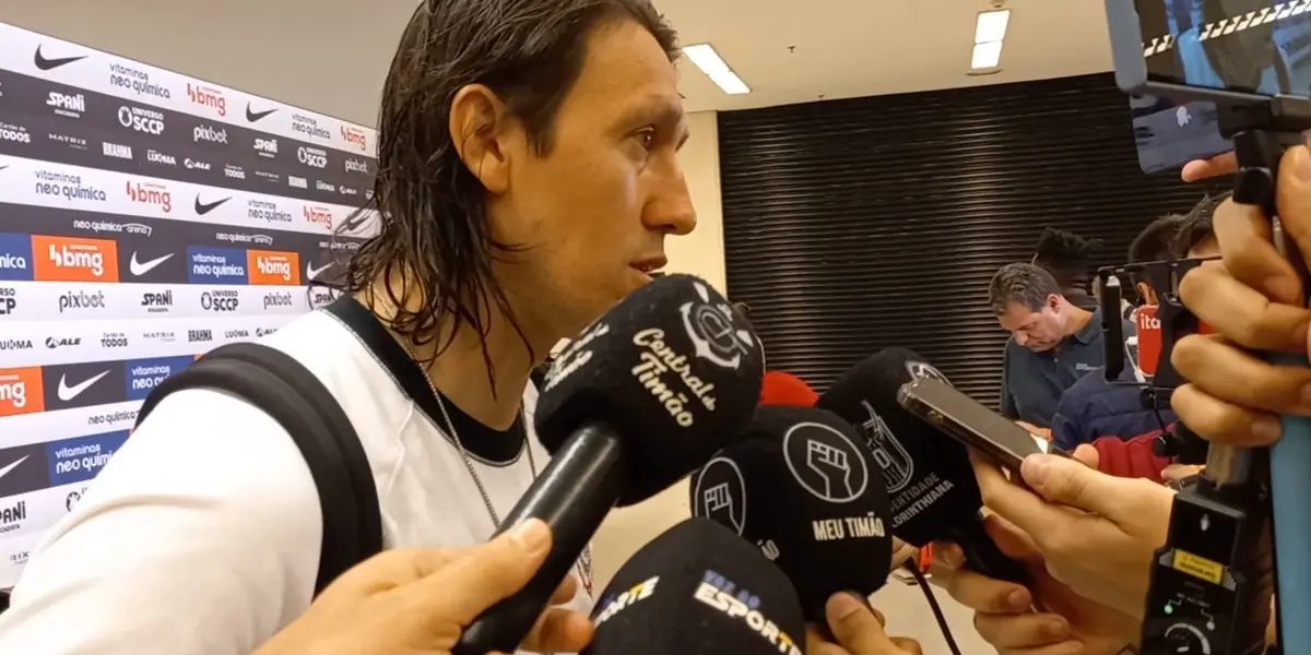 Cássio em entrevista coletiva