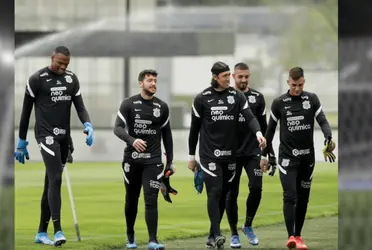 Cássio tem um dos salários mais altos do elenco alvinegro