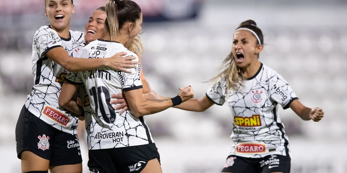 Corinthians enfrentou o Palmeiras pela sétima rodada do Brasileirão Feminino e venceu por 3 a 2 com duas viradas