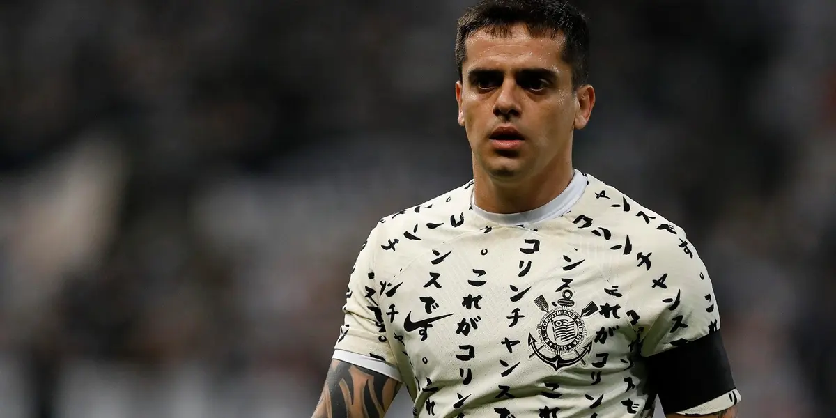 Defensor foi titular no confronto da segunda rodada da Libertadores mas foi substituído após mandar papo reto a Fernando Lázaro