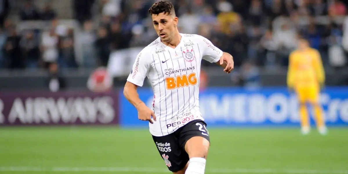 Defensor vai permanecer no clube que ex-Corinthians comanda