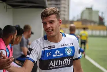 Ele foi um dos destaques no sub-20 de clube paranaense na última temporada