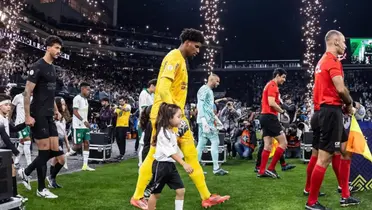 Elenco do Corinthians e Palmeiras em partida pelo Brasileirão. Foto: Instagram