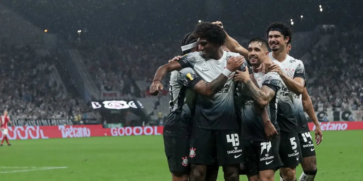 Elenco do Corinthians. Foto: Instagram