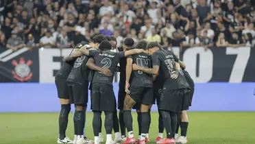 Elenco do Corinthians. Foto: Instagram