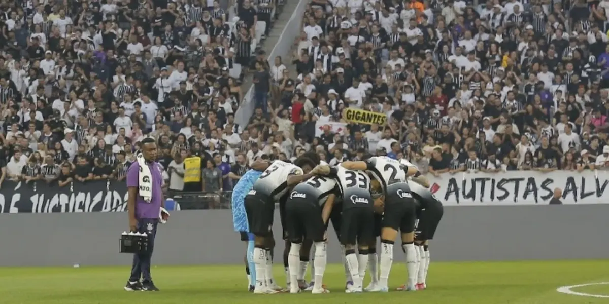 Elenco do Corinthians. Foto: Instagram