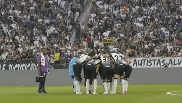 Elenco do Corinthians. Foto: Instagram