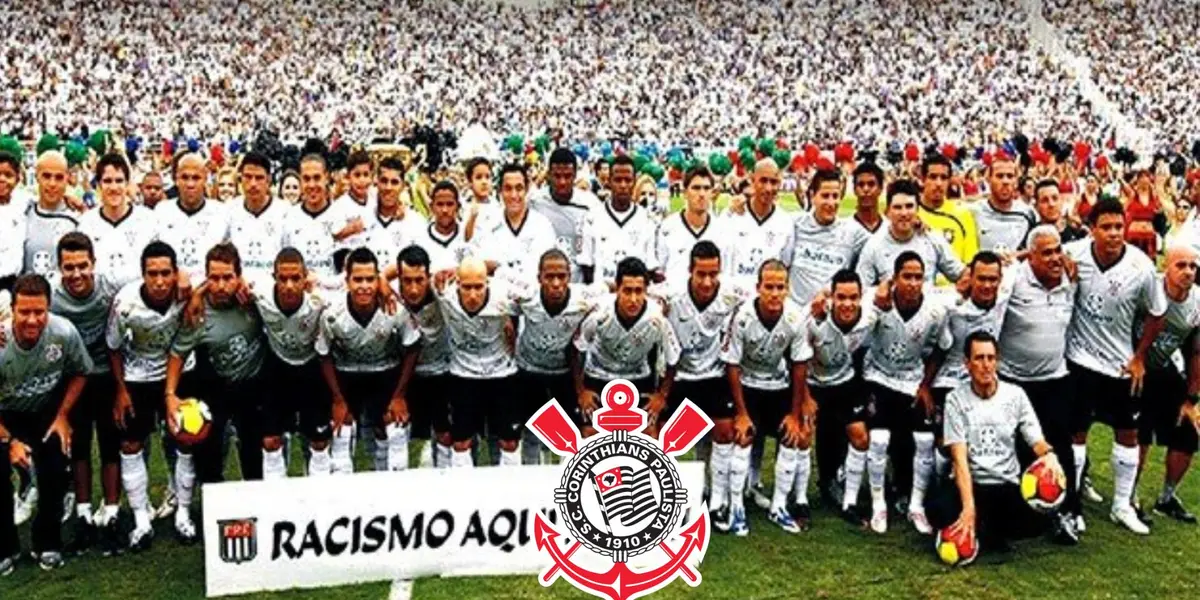 Elenco do Corinthians que marcou época com a chegada de Ronaldo