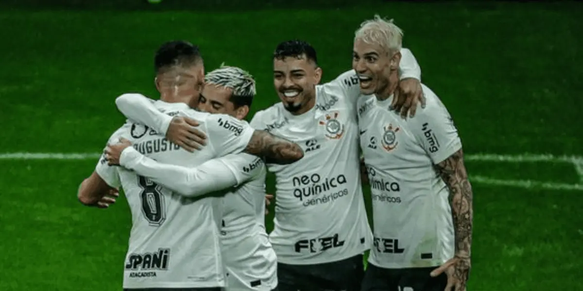Eles são medalhões, são ídolos mas seu ciclo no Corinthians acabou e eles querem no banco para sempre