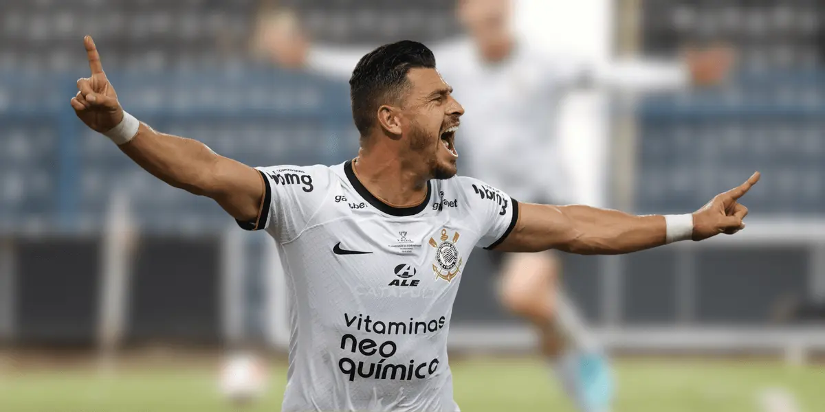 Fiel torcida protestou dentro da Neo Química Arena