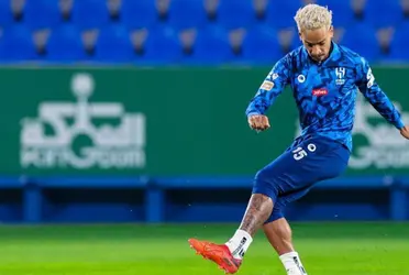 Fora dos planos de seu clube, o jogador vê com bons olhos vir ao futebol brasileiro