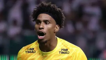 Hugo Souza defendeu pênalti cobrado por Estêvão e definiu empate no Allianz Parque Imagem: GUSTAVO MOTTA/ESTADÃO CONTEÚDO