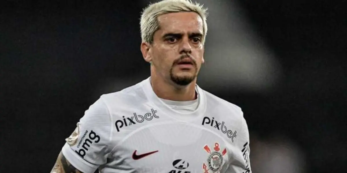 Jogador chegou a alternar a titularidade com o veterano, e agora assume a posição