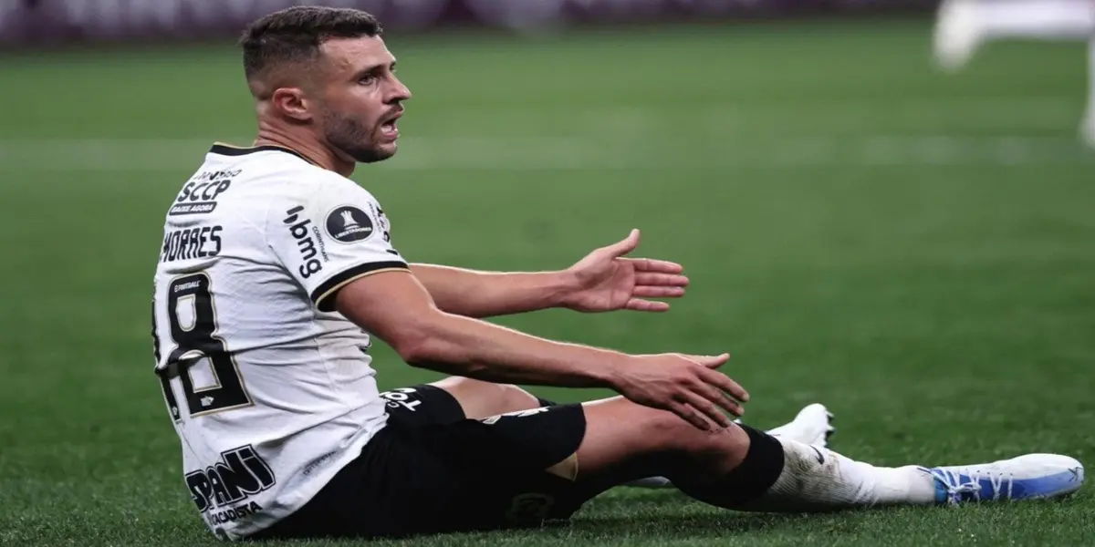 Jogador chegou no começo do ano como esperança de gols corintiana