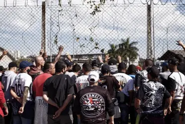 Jogador foi hostilizado pelos corintianos e teve que "mudar de ares"