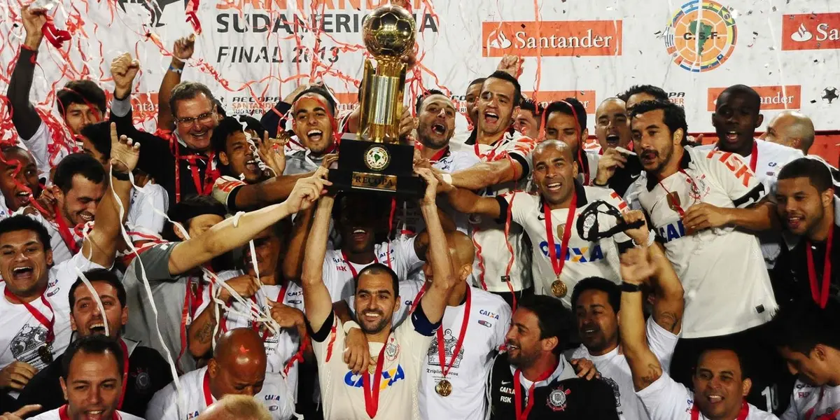 Jogador foi peça fundamental em conquista do Timão há 10 anos