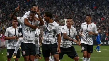 Jogador ganhou presente do Corinthians