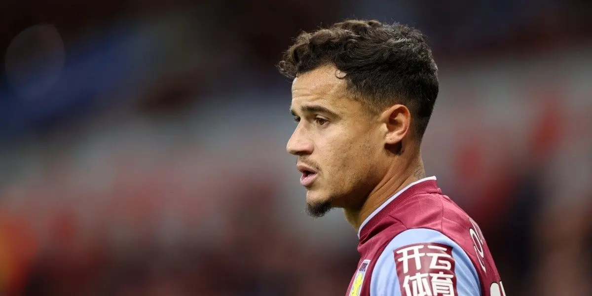 Jogador não gostou de tratamento do Aston Villa