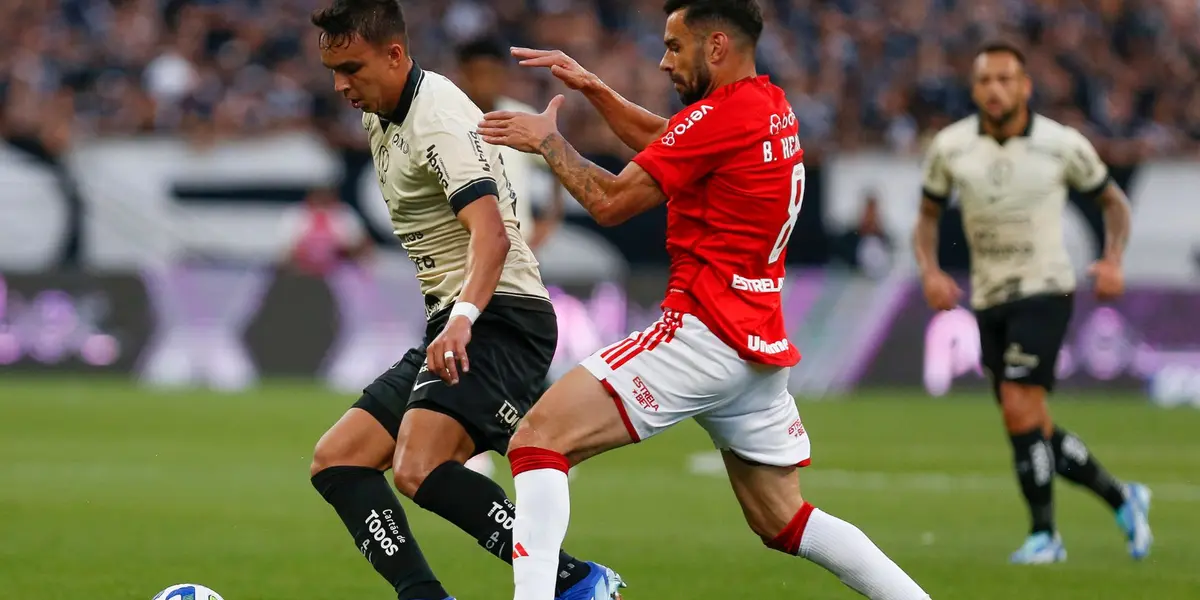 Jogadores de Corinthians e Internacional