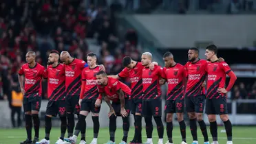 Jogadores do Athletico Paranaense perfilados