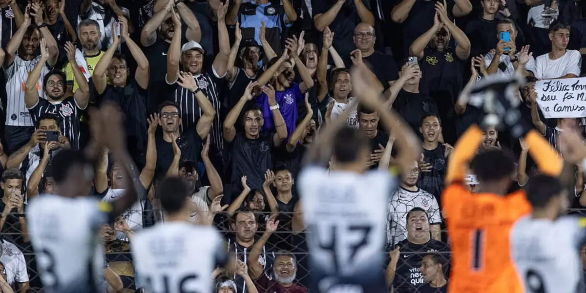Jogadores do Corinthians aplaudindo a torcida. Foto: Instagram