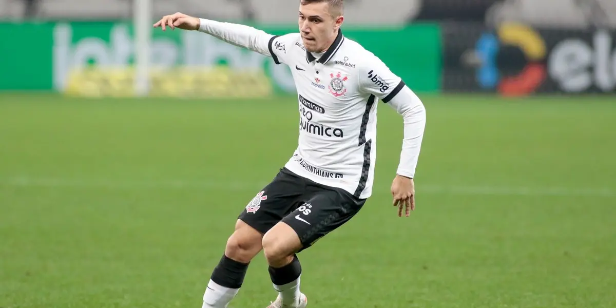 Lucas Piton foi substituído com apenas 18 minutos de jogo com desconforto em músculo da coxa