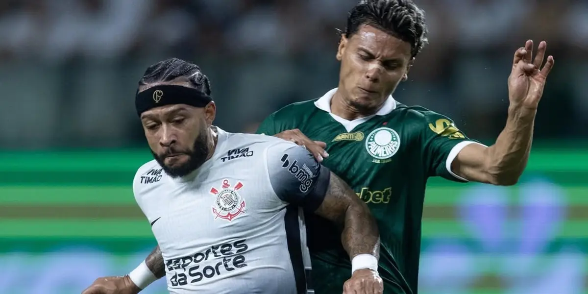 Mamphis Depay disputando a bola com Richar Rios. Foto: Instagram