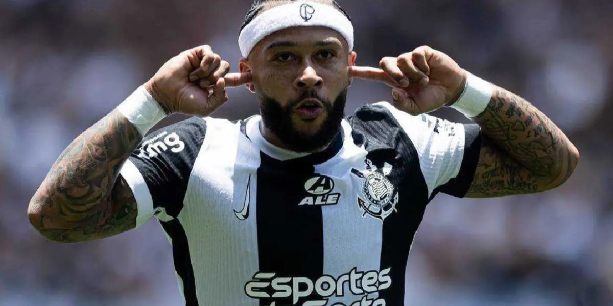 Memphis Depay deve voltar a ser titular do Corinthians