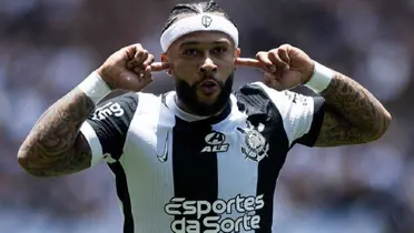 Memphis Depay deve voltar a ser titular do Corinthians