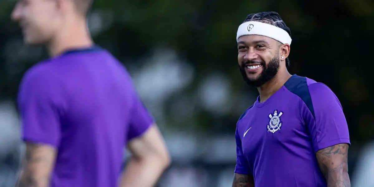 Memphis Depay em treino no CT do Corinthians. Foto: Instagram