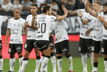 Não é Cassio, o jogador que já tinha pressão por resultados no Timão e agora fica mais pressionado no Corinthians