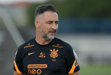 Técnico deu entrevista em sua participação em evento esportivo em Portugal