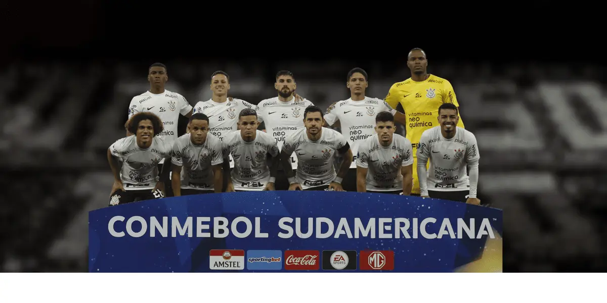 Técnico Mano Menezes agrade diretoria e vai continuar em 2024