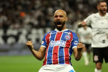 Thaciano comemora gol contra o Corinthians no brasileirão 2023