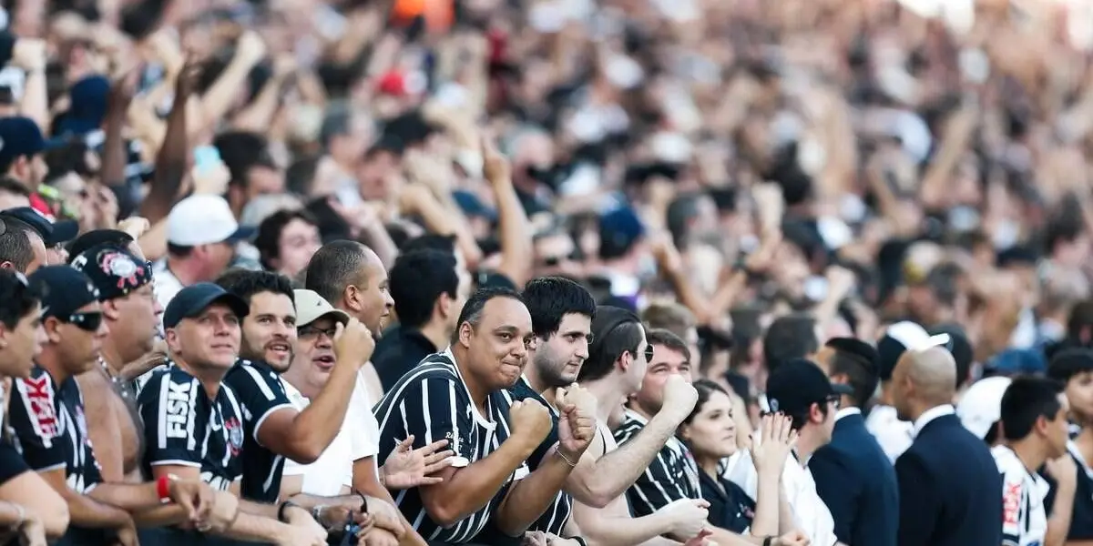 Torcedores não gostam dele e sua passagem pelo Timão não deve durar muito tempo