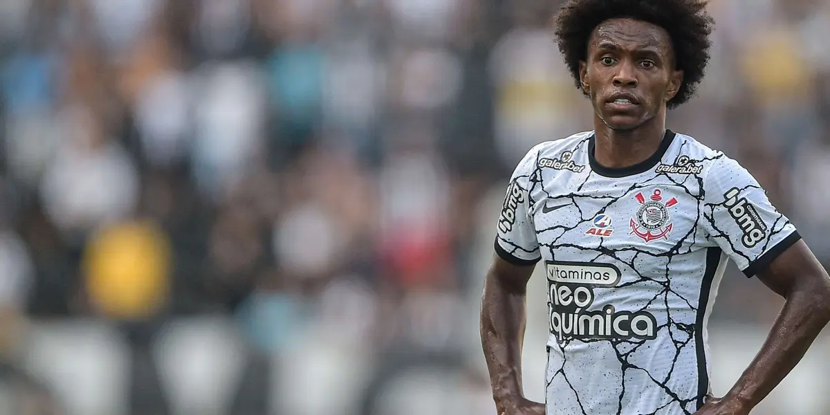 Willian passou pelo Corinthians em 2021 e 2022, mas voltou para a Inglaterra