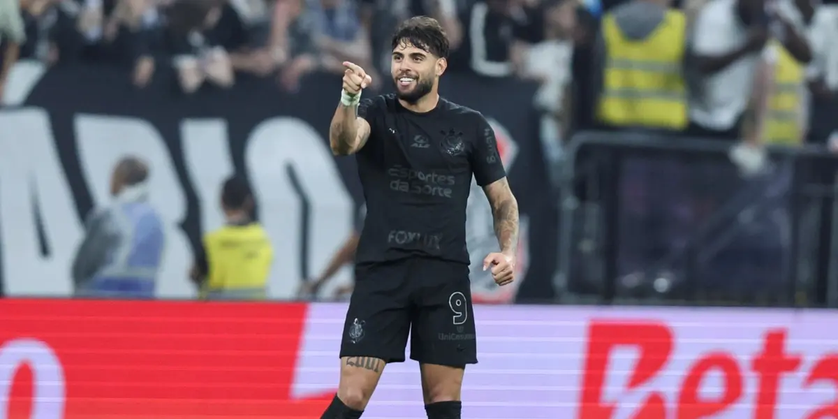 Yuri Alberto bate feito no clássico