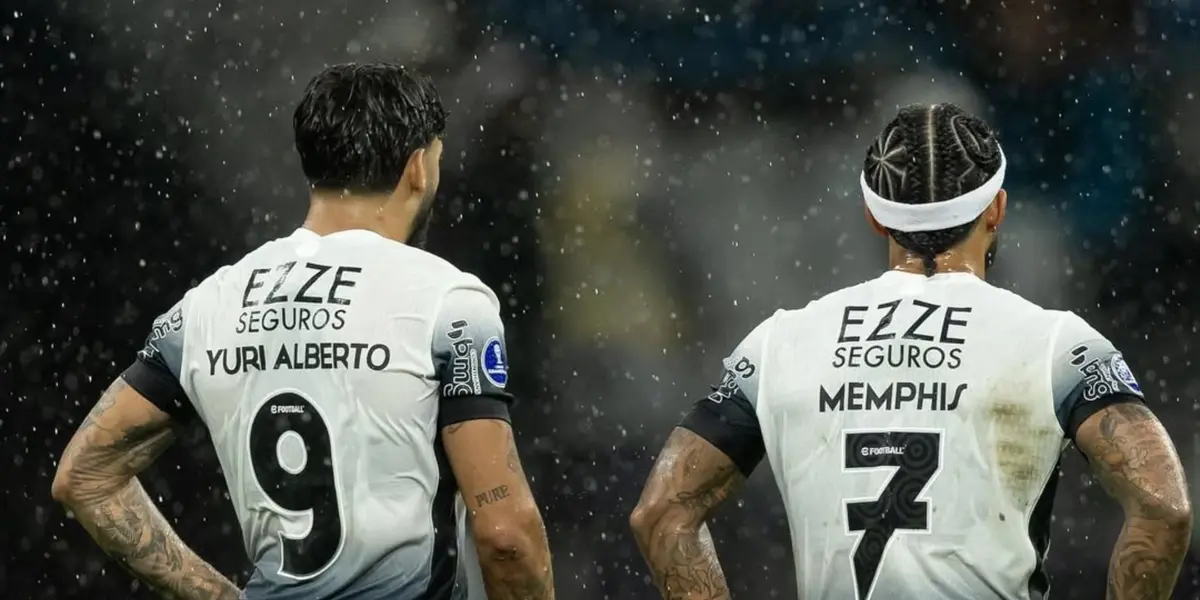 Yuri Alberto e Memphis Depay em partida pelo Corinthians. Foto: Instagram