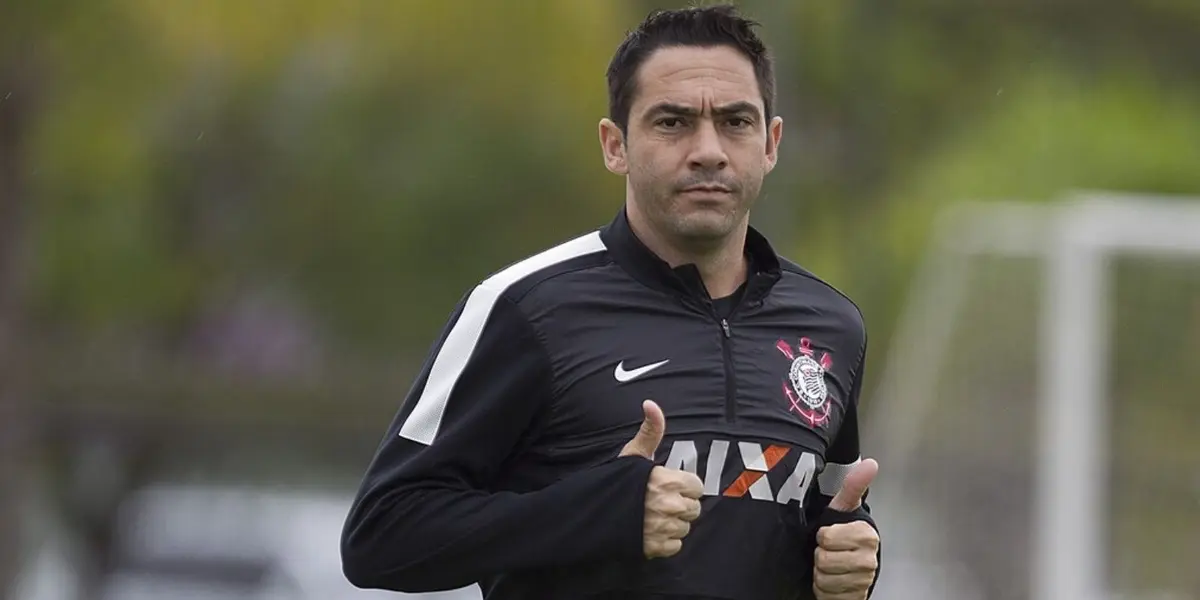 Zagueiro foi um dos grandes nomes do Corinthians entre 2008 e 2012
