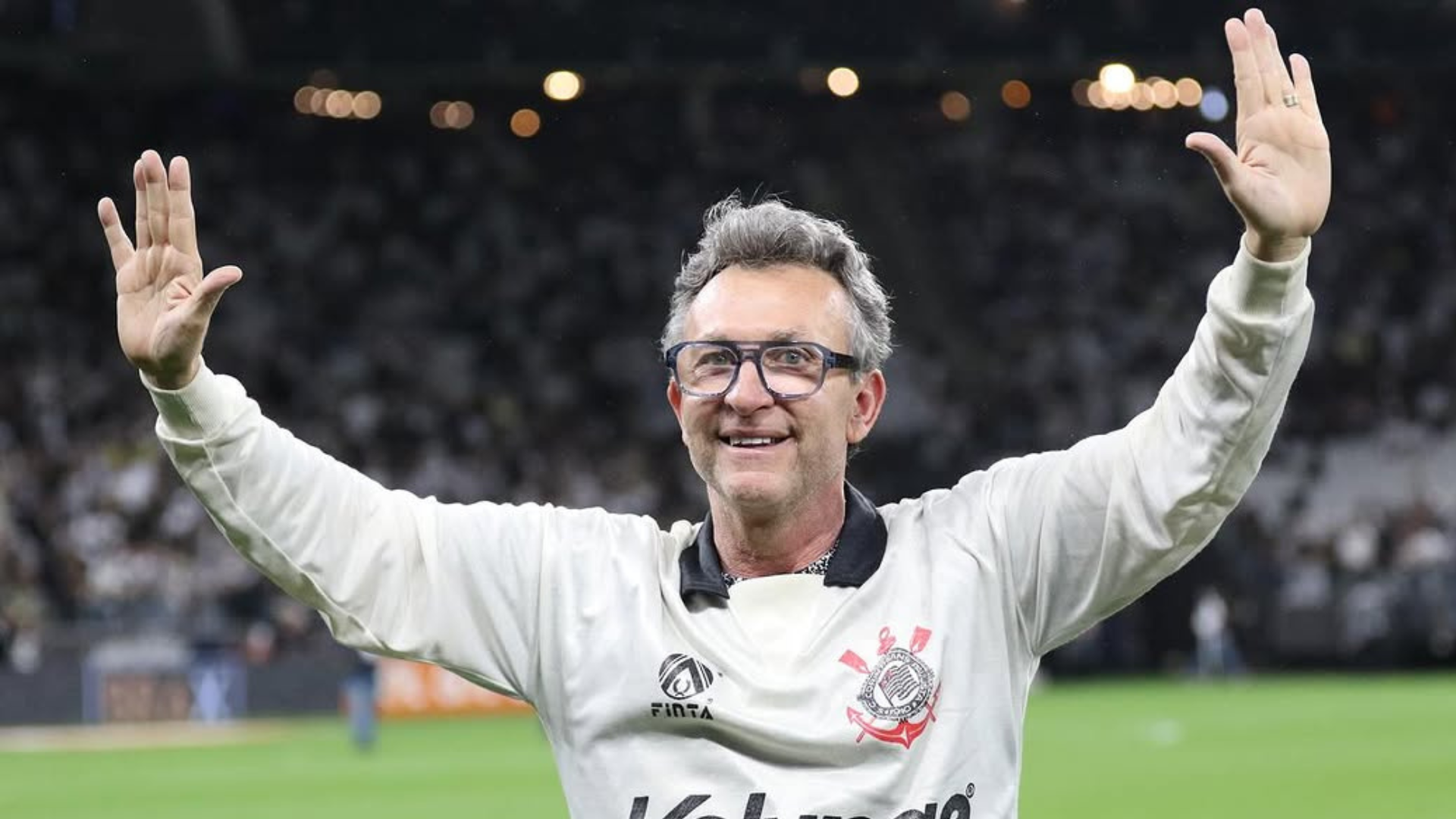 TENSÃO NO CORINTHIANS! Ídolo sugere novo treinador, mas decisões estão longe de ser fáceis!